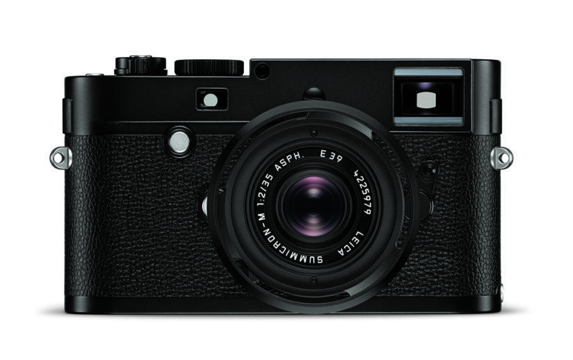 The Leica M Monochrom's 24MP sensor has a max ISO of 12,500. Leica states that the camera's 2GB buffer allows it to capture images 3x faster its predecessor.